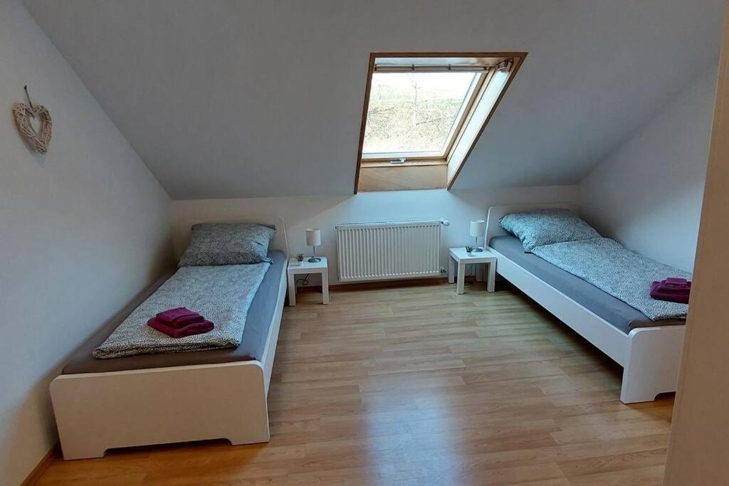 Grosse Tolle 4 Zimmer Ferienwohnung Im Herzen Des Odenwaldes Mörlenbach Extérieur photo