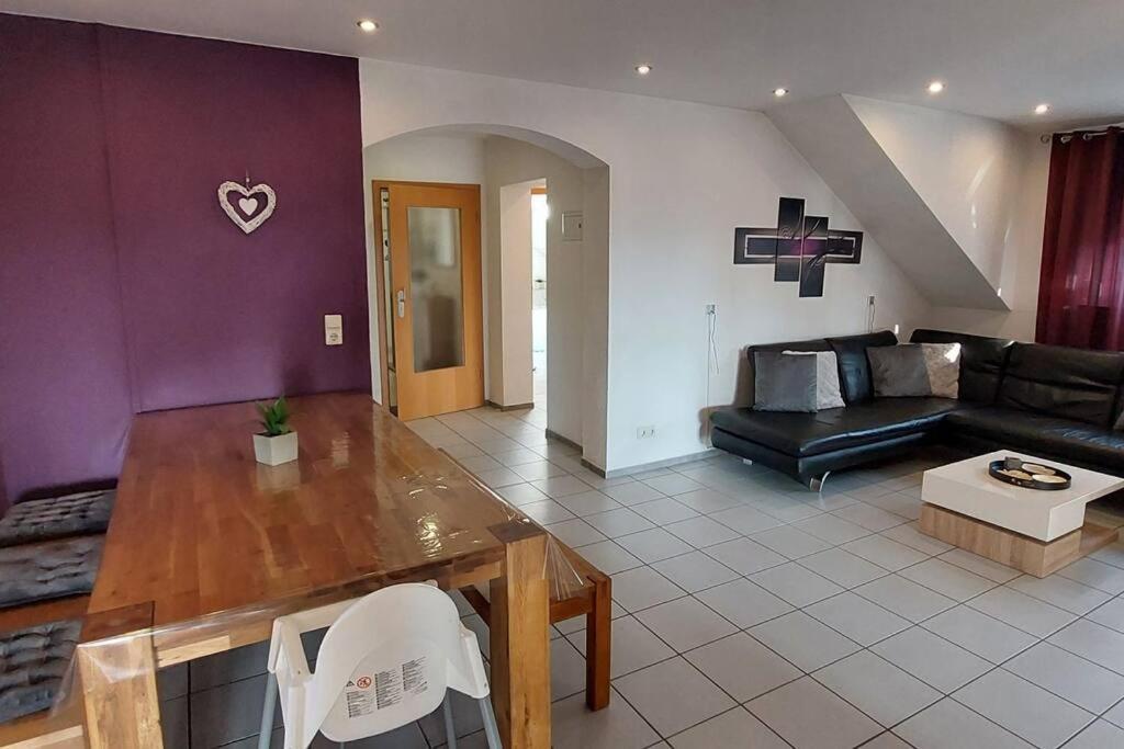 Grosse Tolle 4 Zimmer Ferienwohnung Im Herzen Des Odenwaldes Mörlenbach Extérieur photo